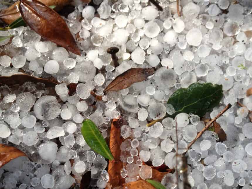 hail_1706-3 - Tempo extremo atinge o Sul: granizo e 200 mm de chuva